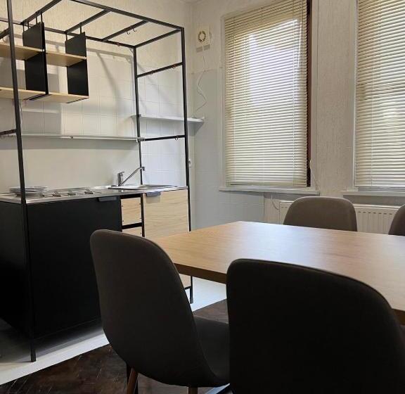 פנסיון White Guest House 2