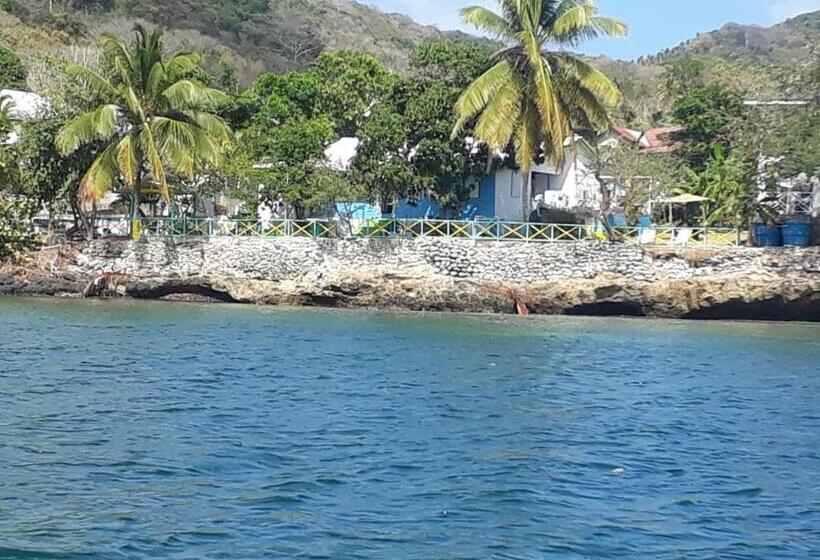 ユースホステル Posada Salt Creek