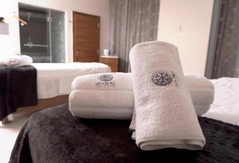 酒店 Davinci Suites