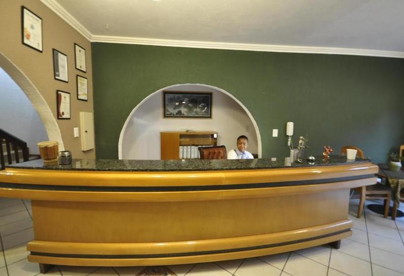 Pensió A Knights Rest Guesthouse