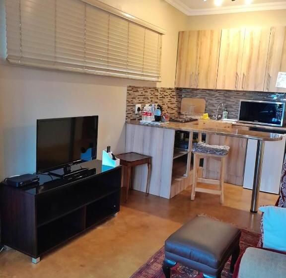 膳宿费 Annie's Boutique Guesthouse And Garden Spa