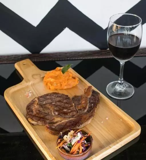 Majatalo Bayview Sunset