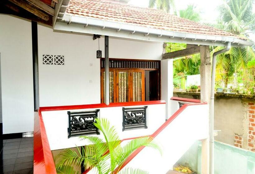 פנסיון Brothers Spot Hikkaduwa