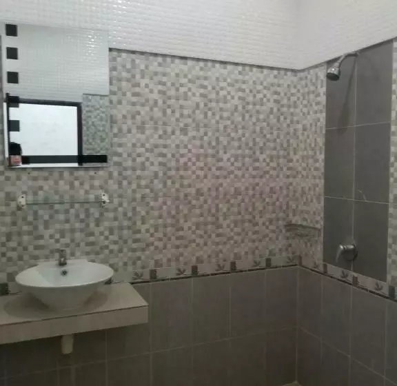 ペンション Jepun Segara Guest House