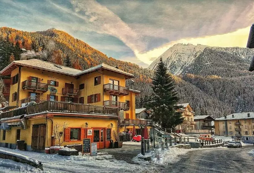 Majatalo Le Nid De L'aigle