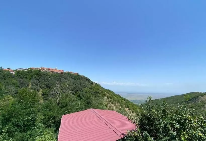 پانسیون Lia's Guest House