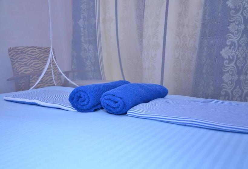 Pensione Lilly Palace Villa Guest House