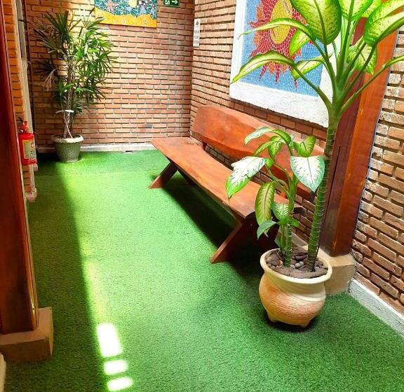 پانسیون Pousada Estrela Mare