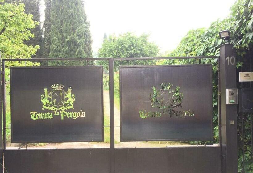 هتل Agriturismo Tenuta La Pergola