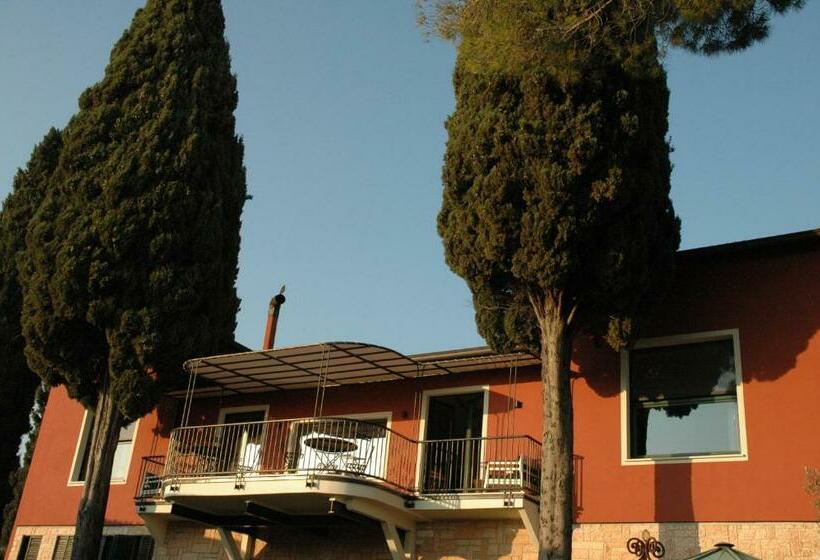 هتل Agriturismo Tenuta La Pergola