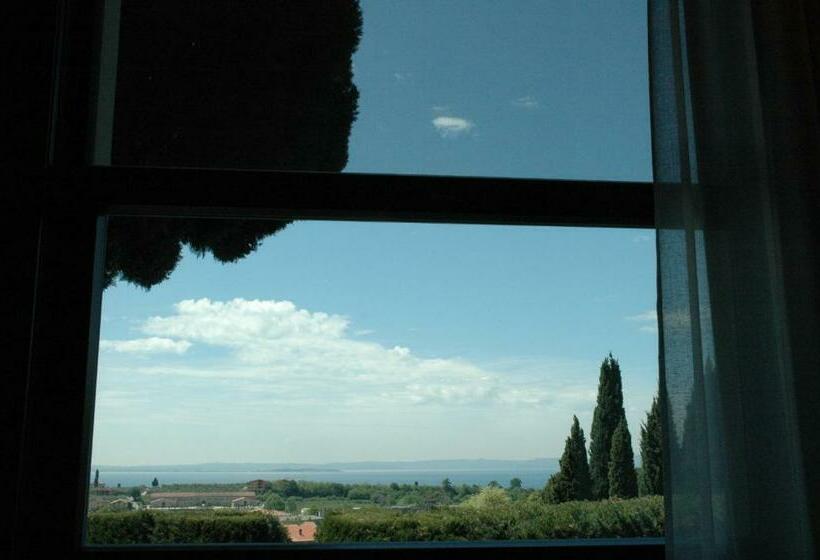 هتل Agriturismo Tenuta La Pergola