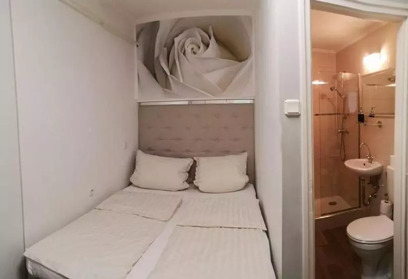Lika Panzió Gyula