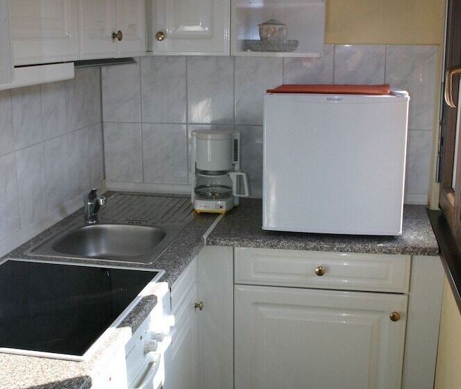 Pensió Gästehaus Alexanna