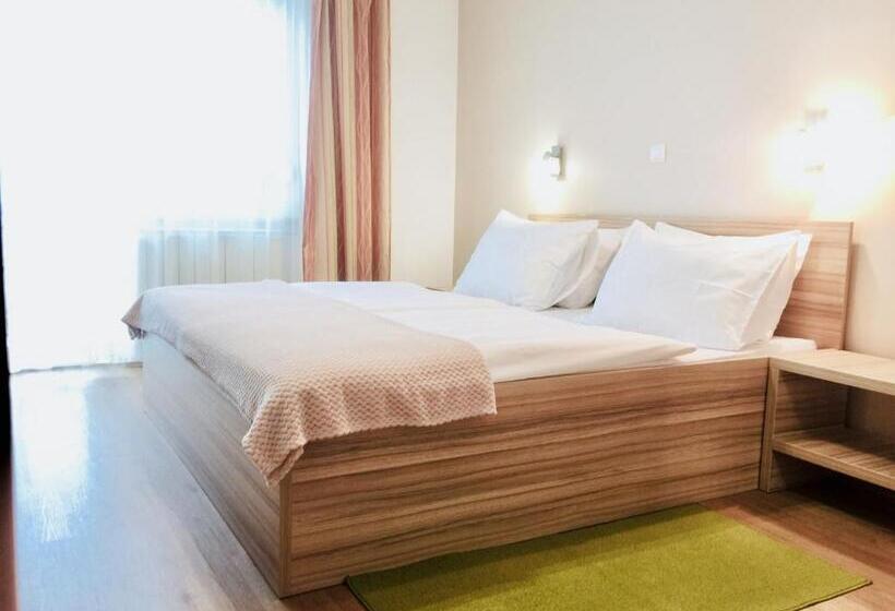 پانسیون Guest House Stara Lipa Tašner Self Check In Free Kitchen Parking Garage