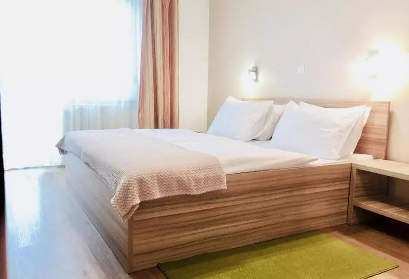 پانسیون Guest House Stara Lipa Tašner Self Check In Free Kitchen Parking Garage