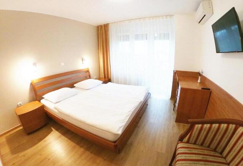 پانسیون Guest House Stara Lipa Tašner Self Check In Free Kitchen Parking Garage