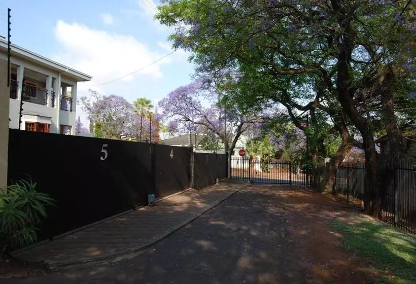 Majatalo Muckleneuk Guest House