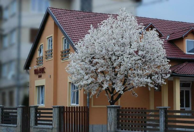 Panzió Villa Parc