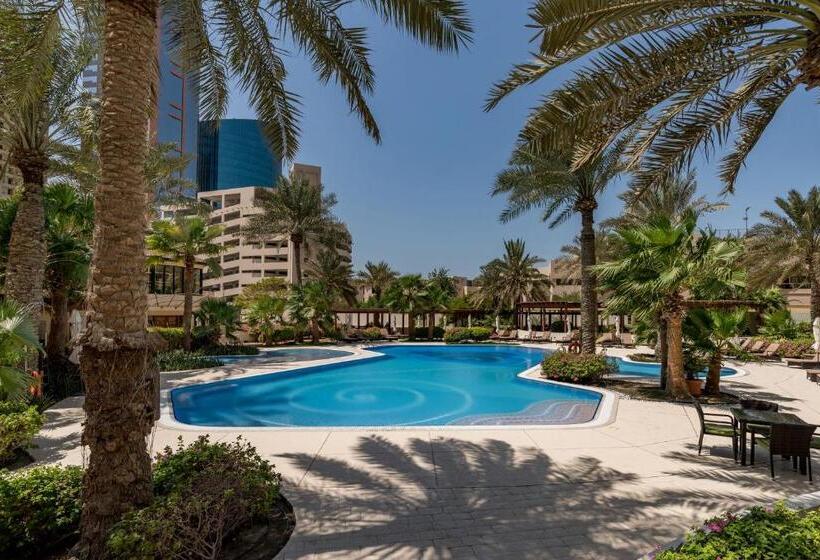 The Diplomat Radisson Blu Residence