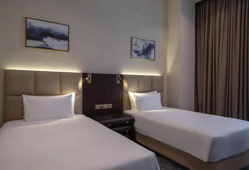 The Diplomat Radisson Blu Residence