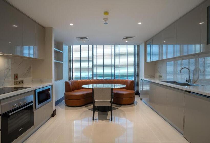 The Diplomat Radisson Blu Residence