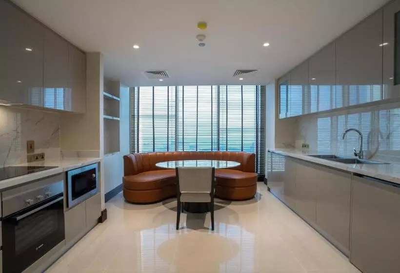 The Diplomat Radisson Blu Residence