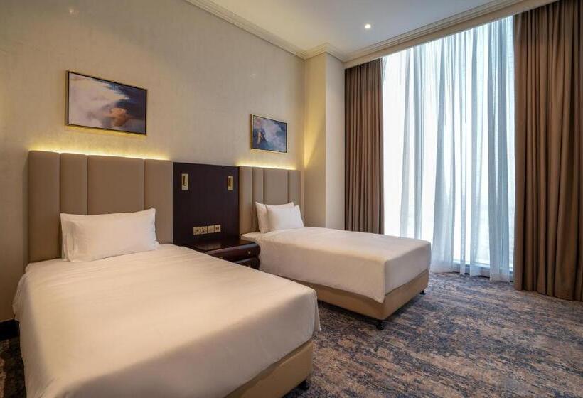 The Diplomat Radisson Blu Residence