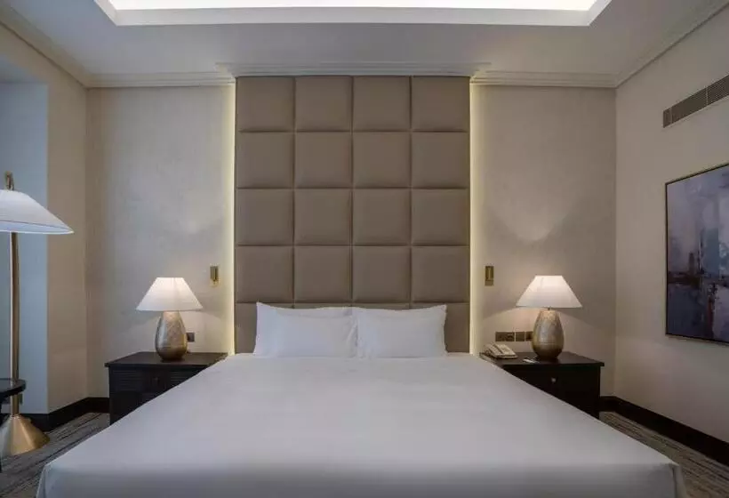 The Diplomat Radisson Blu Residence