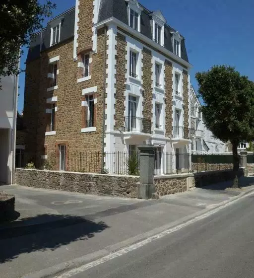 Villa Des Thermes