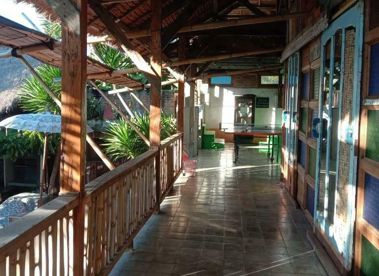 호스텔 Gili La Boheme