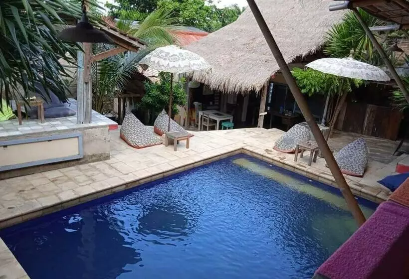 ユースホステル Gili La Boheme