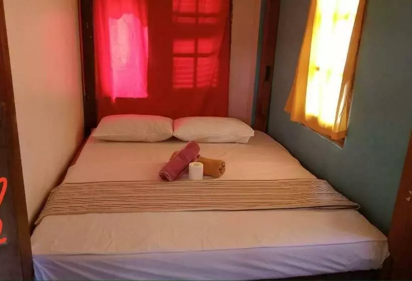 ユースホステル Gili La Boheme