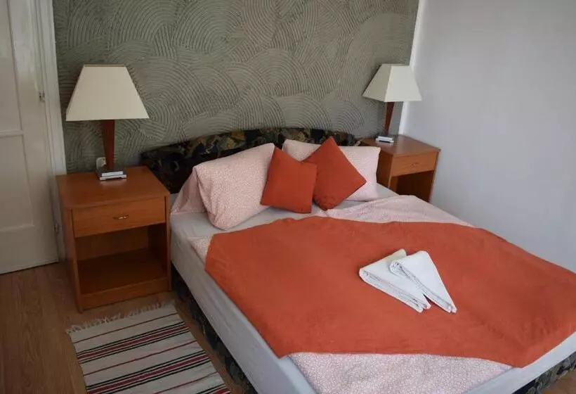 Aamiaismajoitus (B&B) Belvárosi Panzió
