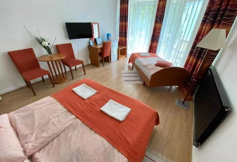 Aamiaismajoitus (B&B) Belvárosi Panzió