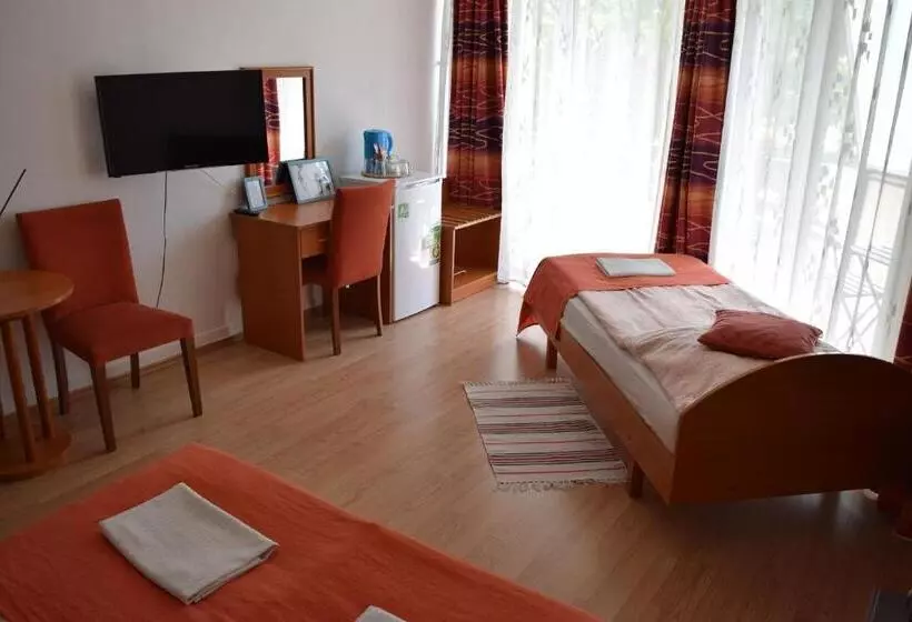 Aamiaismajoitus (B&B) Belvárosi Panzió