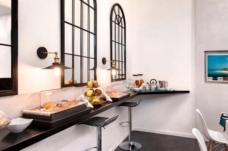 تختخواب و صبحانه Carten