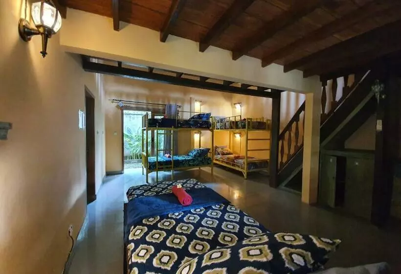 Botchan Hostel