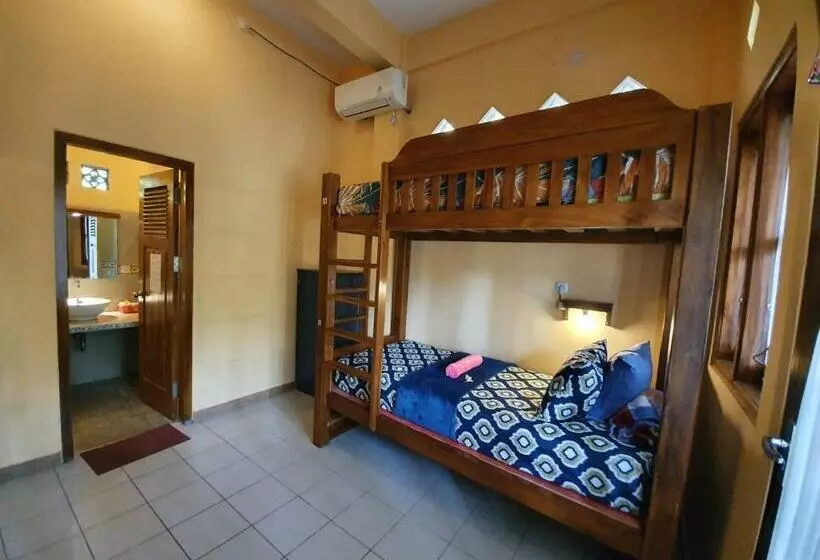 Botchan Hostel