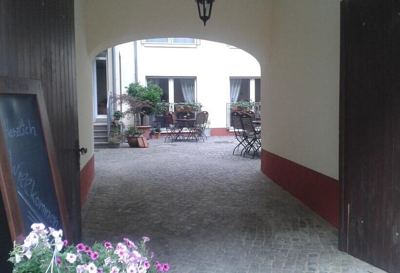 Garni Hotel Zum Alten Ratskeller