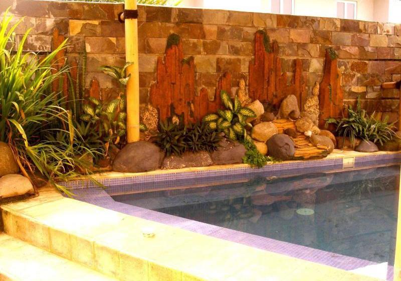 Hotel Green Wattana Sentul