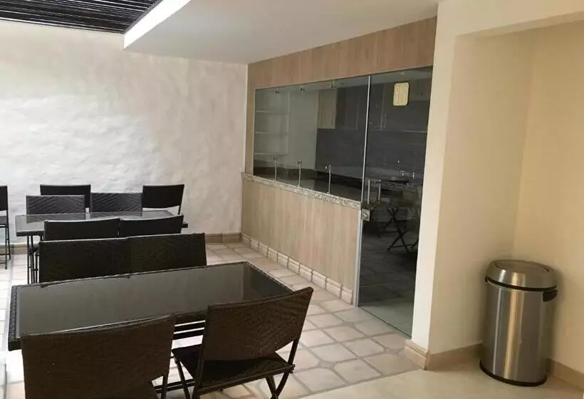 Hotelli Villa Blanca