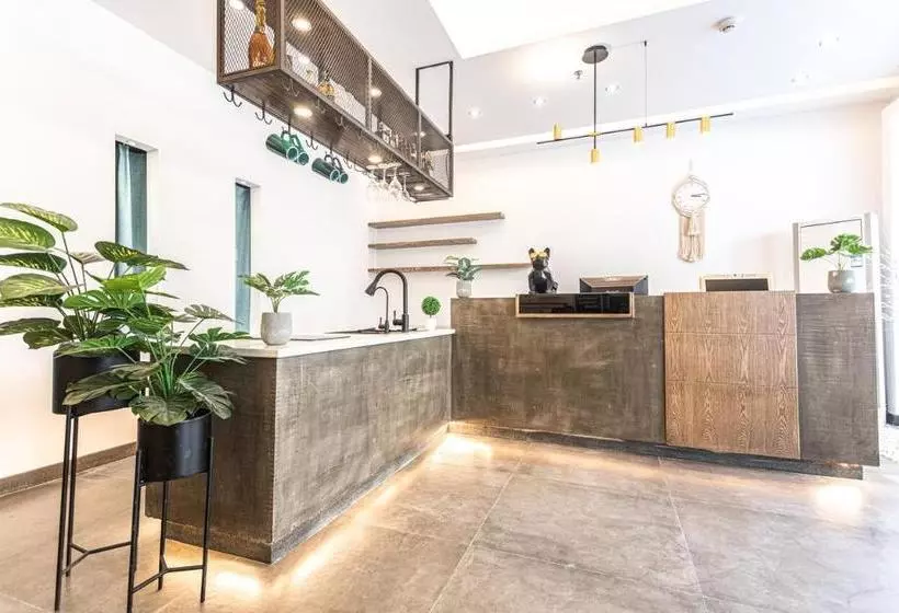 ホテル Wuzheng Pusu Art Designer Guesthouse