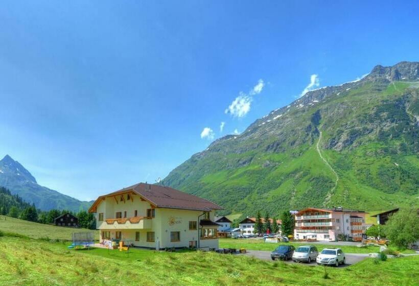 بنسيون Apart Garni Sonne