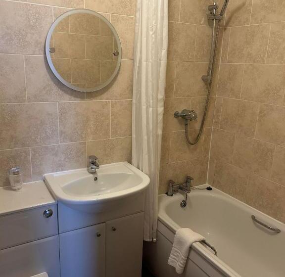 بنسيون The Savoy