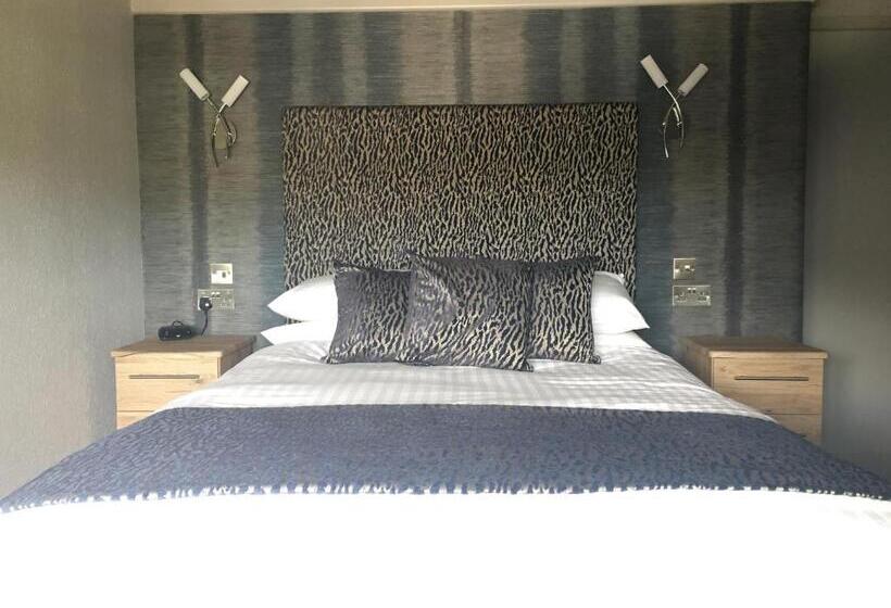 بنسيون The Savoy