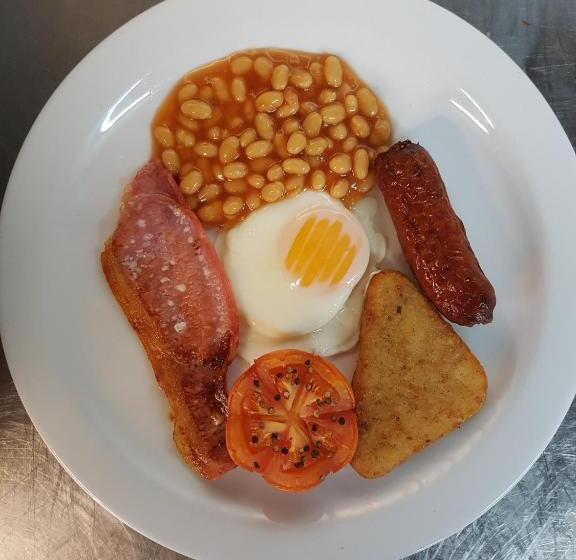 بنسيون The Savoy