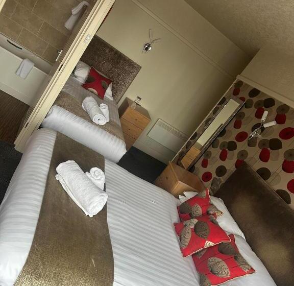 بنسيون The Savoy