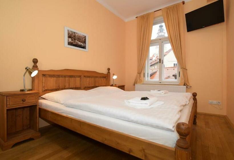 Pension Zámecká Apartmá   Castle Apartments