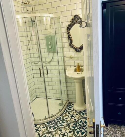 Rosebank House Bed & Breakfast