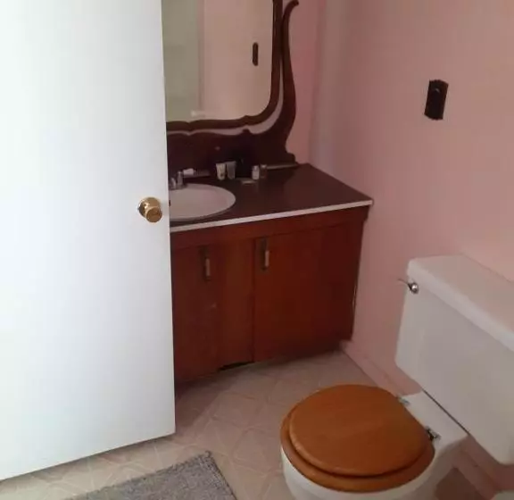 Tombstone Bordello Bed & Breakfast